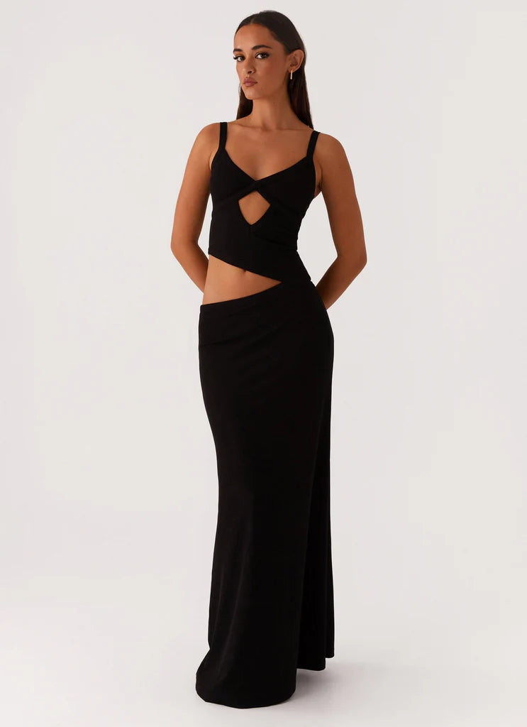 Robe Maxi Tricotée avec Découpes – Blanc & Noir
